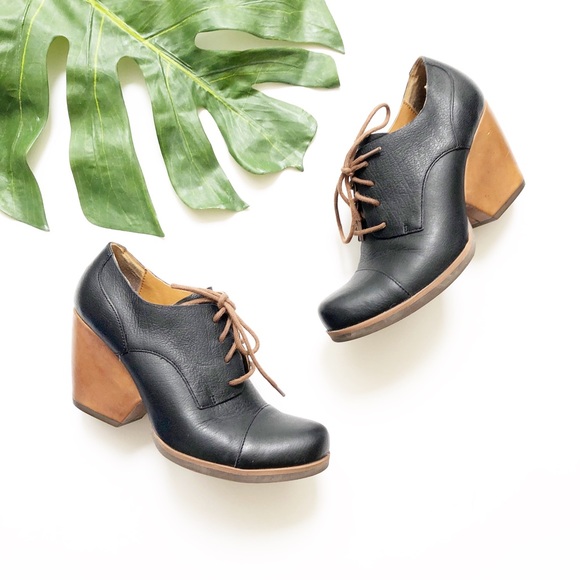 Kork-Ease Shoes - Korks Black Leather Lace Up Ankle Boots